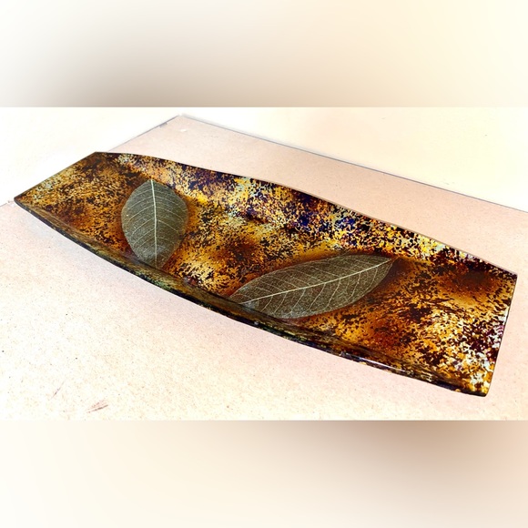 Real Leaf Inlays Artisan Pottery Platter - Picture 1 of 4